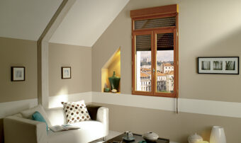 Fenêtre boir avec volet roulant intégré